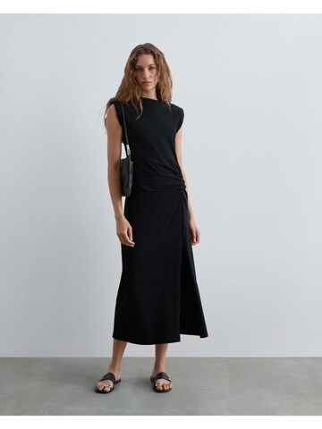 Scalpers Kleid in Schwarz