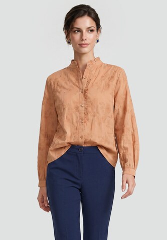 Usha - Blusa en marrón: frente