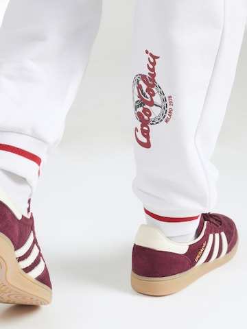 Regular Pantaloni de la Carlo Colucci pe alb