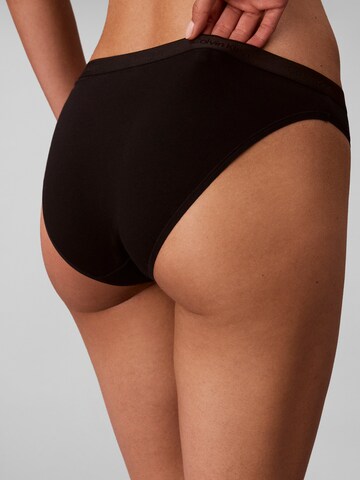 Calvin Klein - Braga en lila
