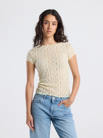 T-shirt America Today en jaune : devant