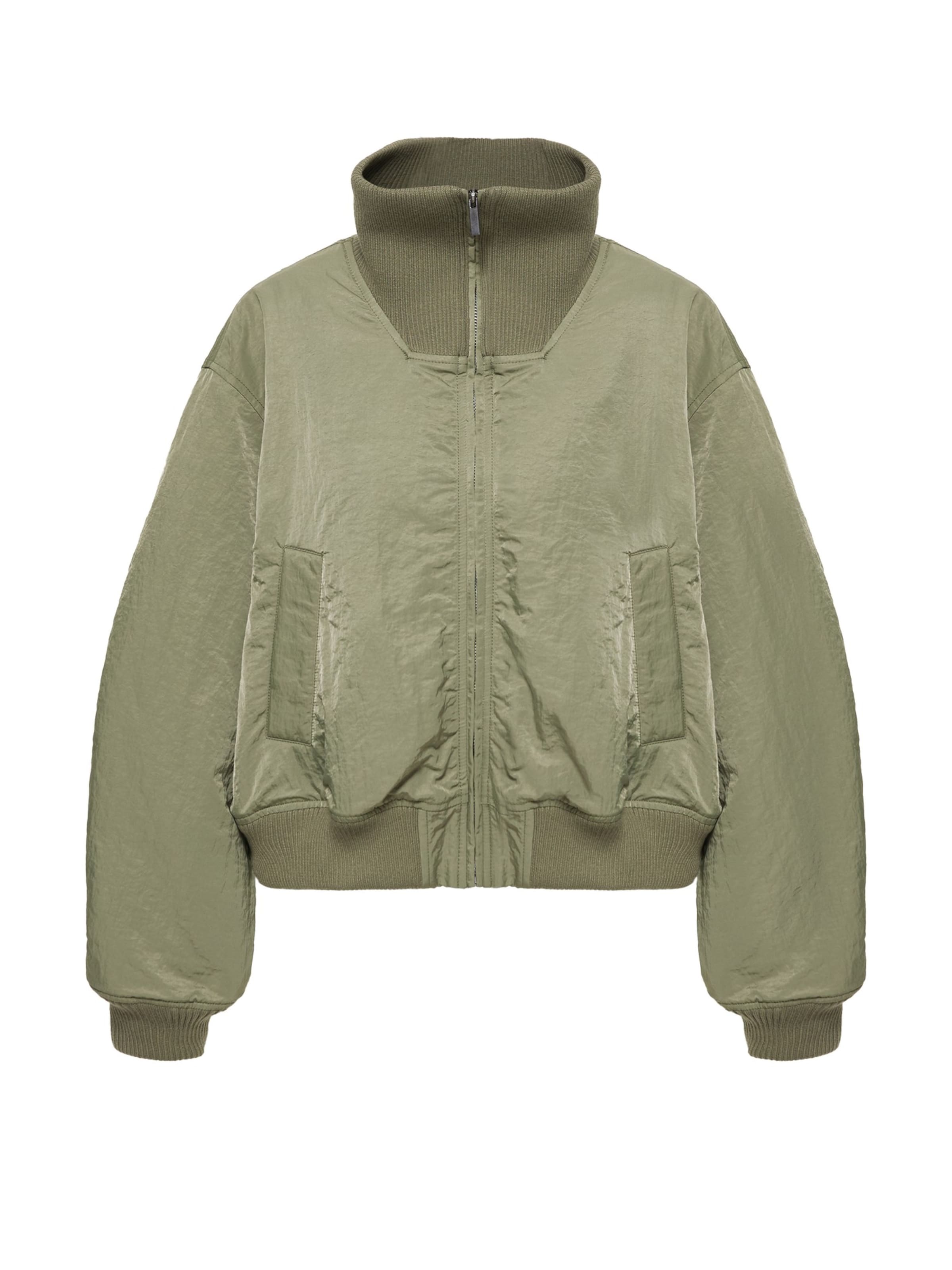 Pull&Bear Jacke in S in oliv, Produktansicht