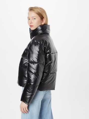 UNITED COLORS OF BENETTON Between-season jacket in Black