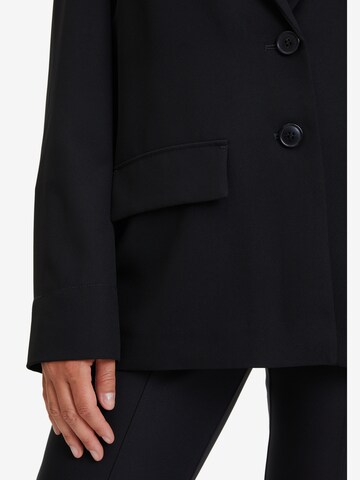 Blazer di Betty Barclay in nero