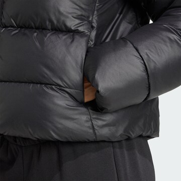 Veste de sport 'Essentials' ADIDAS SPORTSWEAR en noir