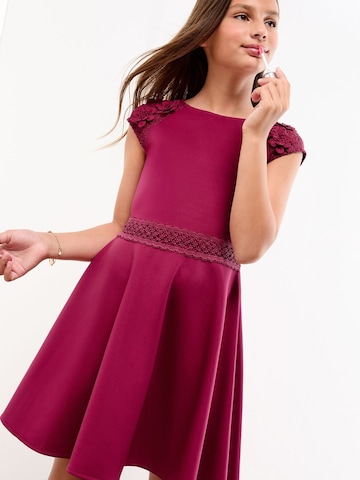 Lipsy Kleid in Rot