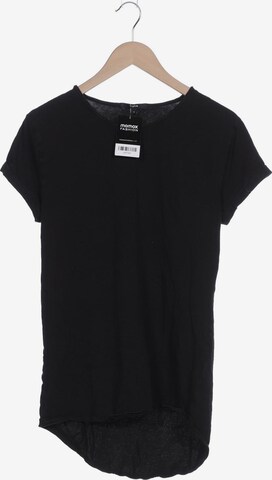 tigha Shirt in S in Black: front