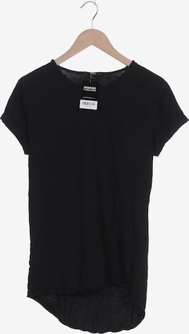 tigha Shirt in S in Black: front