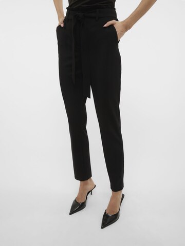 Regular Pantalon VERO MODA en noir