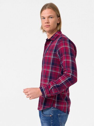 By Diess Collection - Regular Fit Camisa em vermelho