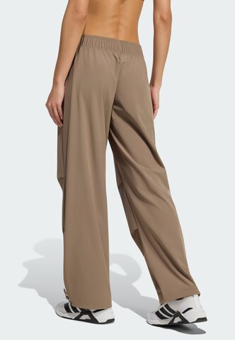 ADIDAS PERFORMANCE Wide Leg Sporthose 'Essentials' in Grün