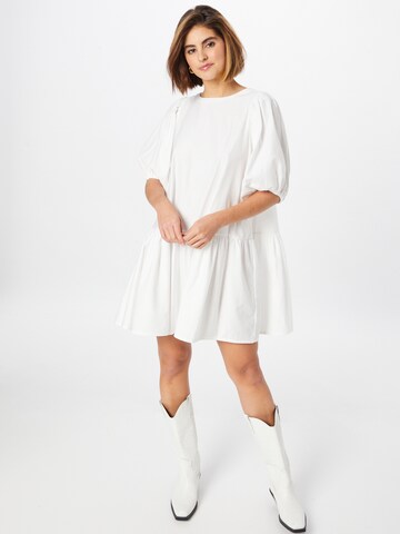 JAN 'N JUNE - Vestido 'LUNA' em branco: frente