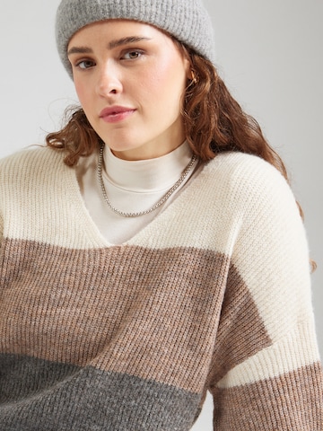 Vero Moda Curve Pullover 'VMCDesma' i beige