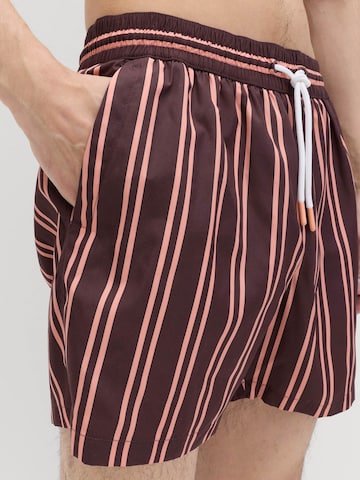 Boxer di Marks & Spencer in marrone