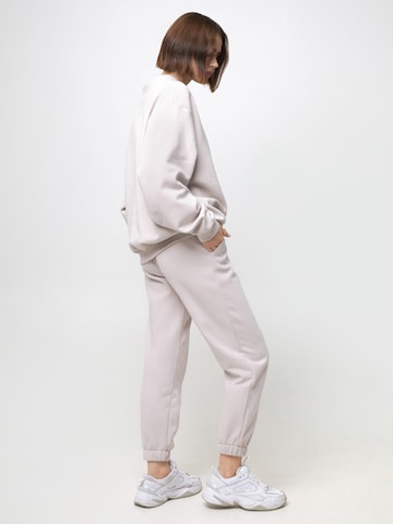 WHITE RVBBIT Sweatshirt in Beige