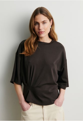 SECOND FEMALE - Camiseta 'Missouri' en marrón: frente