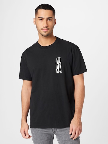 AllSaints - Camiseta en negro: frente