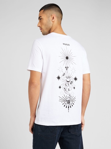 HUGO T-shirt 'Dedico' i vit: framsida