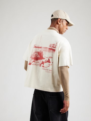 Abercrombie & Fitch Majica | siva barva: sprednja stran