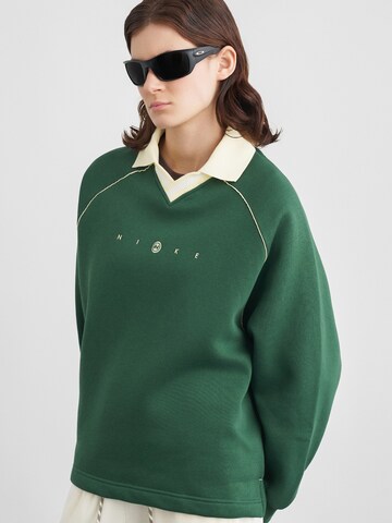 Nike Sportswear Sweatshirt 'PHNX FLC' i grøn: forside