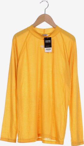 saucony Top & Shirt in M in Yellow: front