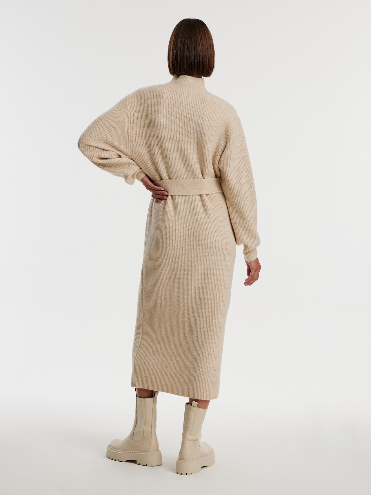 EDITED Robe 'Silvie' beige
