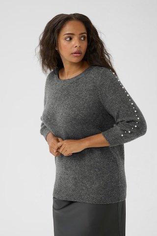 KAFFE CURVE Pullover i grå