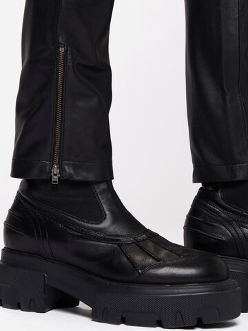 Slimfit Pantaloni di RICANO in nero
