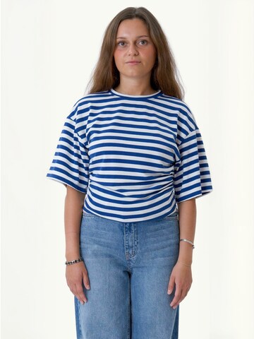 Top ' Pataya ' di TEESHOPPEN in blu: frontale