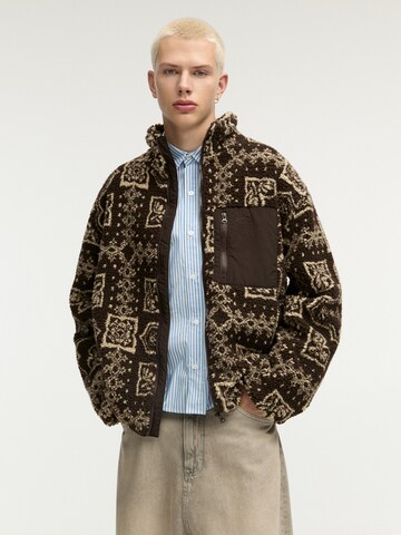 Pull&Bear Between-season jacket in Brown: front