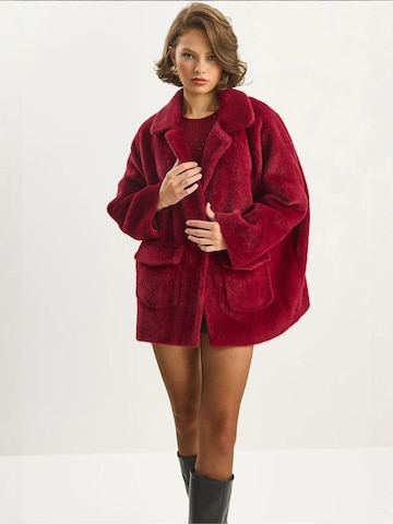 Bianco Lucci - Sobretudo de inverno em vermelho