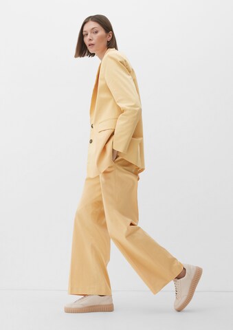s.Oliver BLACK LABEL Wide Leg Bundfaltenhose in Gelb