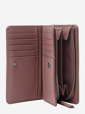 Calvin Klein Wallet in Pink