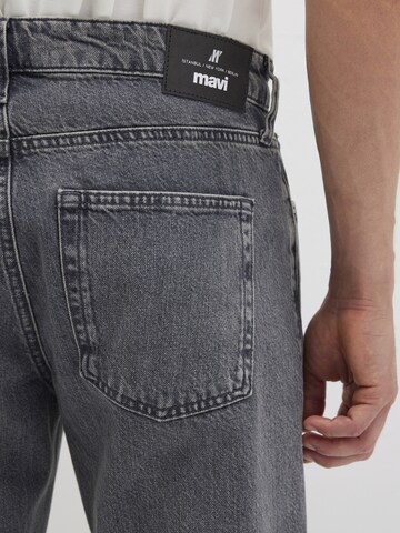 Mavi Tapered Jeans 'LONDON' in Grey