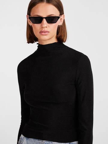 Maglietta 'PCSANDRA' di PIECES in nero