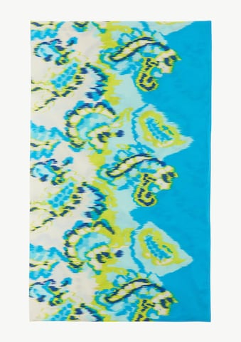 COMMA Shawl in Blue