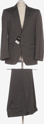 HECHTER PARIS Suit in M-L in Grey: front