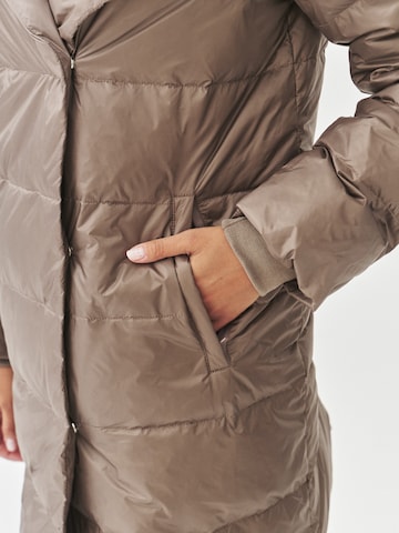 TATUUM Winter Jacket in Beige