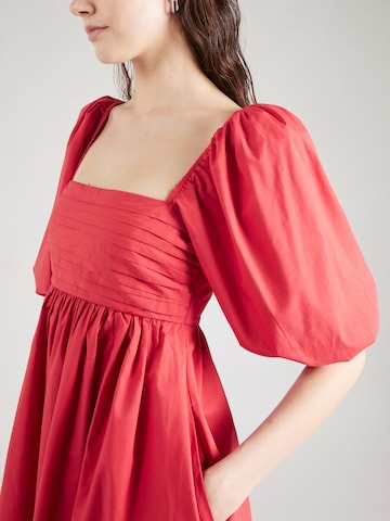 Robe 'EMERSON' Abercrombie & Fitch en rouge