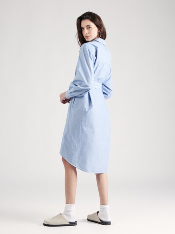 Robe-chemise 'SURIAANA' ARMEDANGELS en bleu