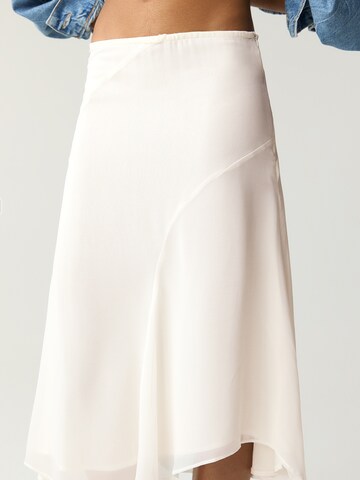 Jupe Pull&Bear en beige