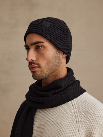 DAN FOX APPAREL Шапка 'Ian' в Черный
