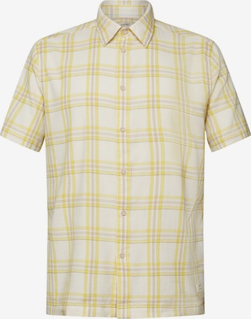 Coupe regular Chemise ESPRIT en jaune : devant