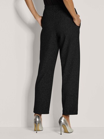 MADELEINE Tapered Broek in Zwart