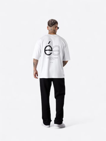 T-Shirt 'Opposé' ESTEEM en blanc