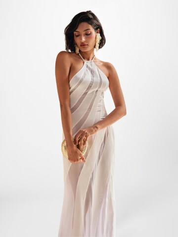 Mew Mews Dress 'Narwani' in White