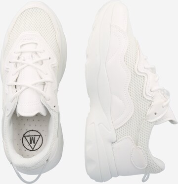 Missguided Sneakers in White