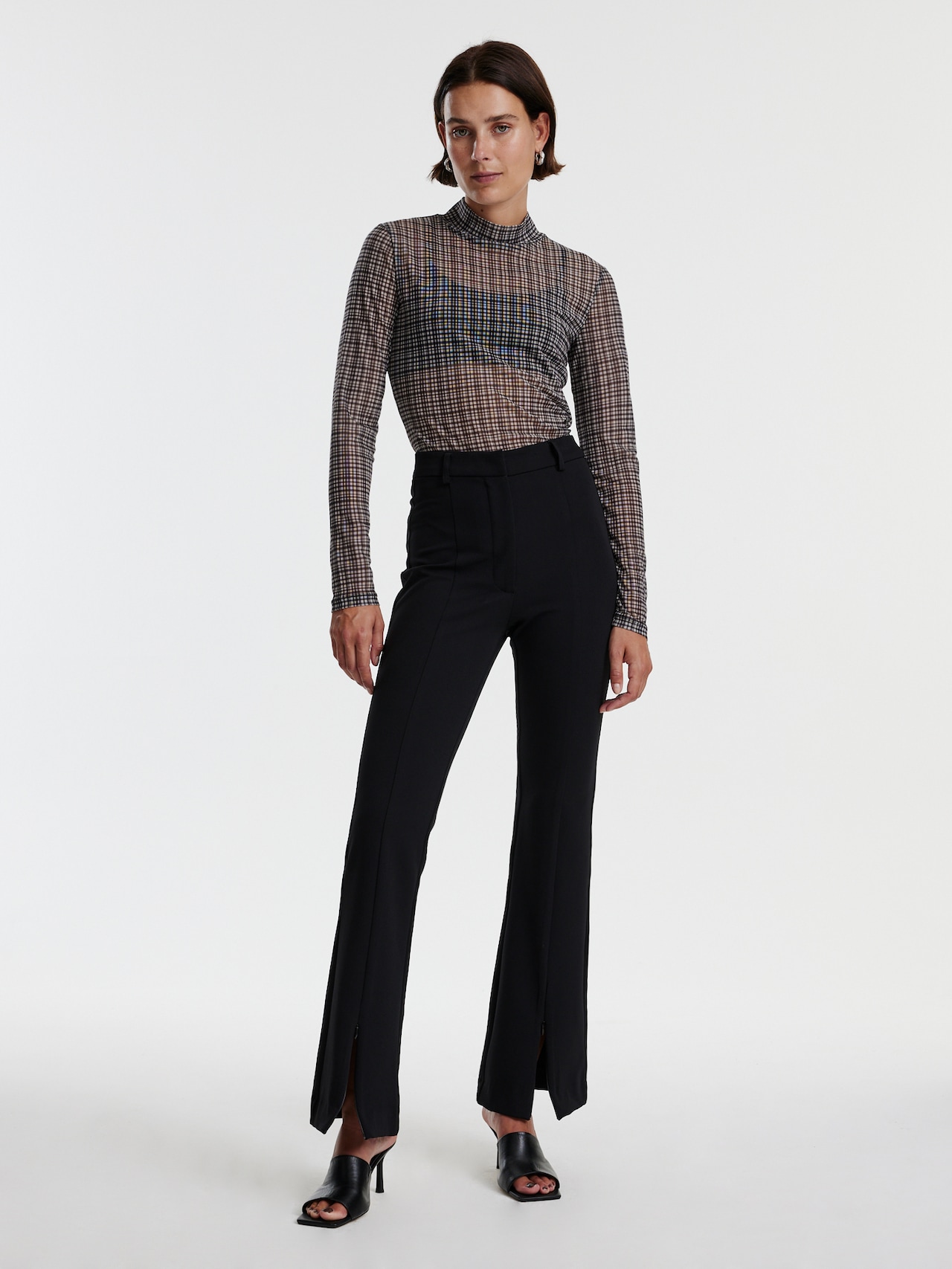 EDITED Shirt 'Fiore' Bruin