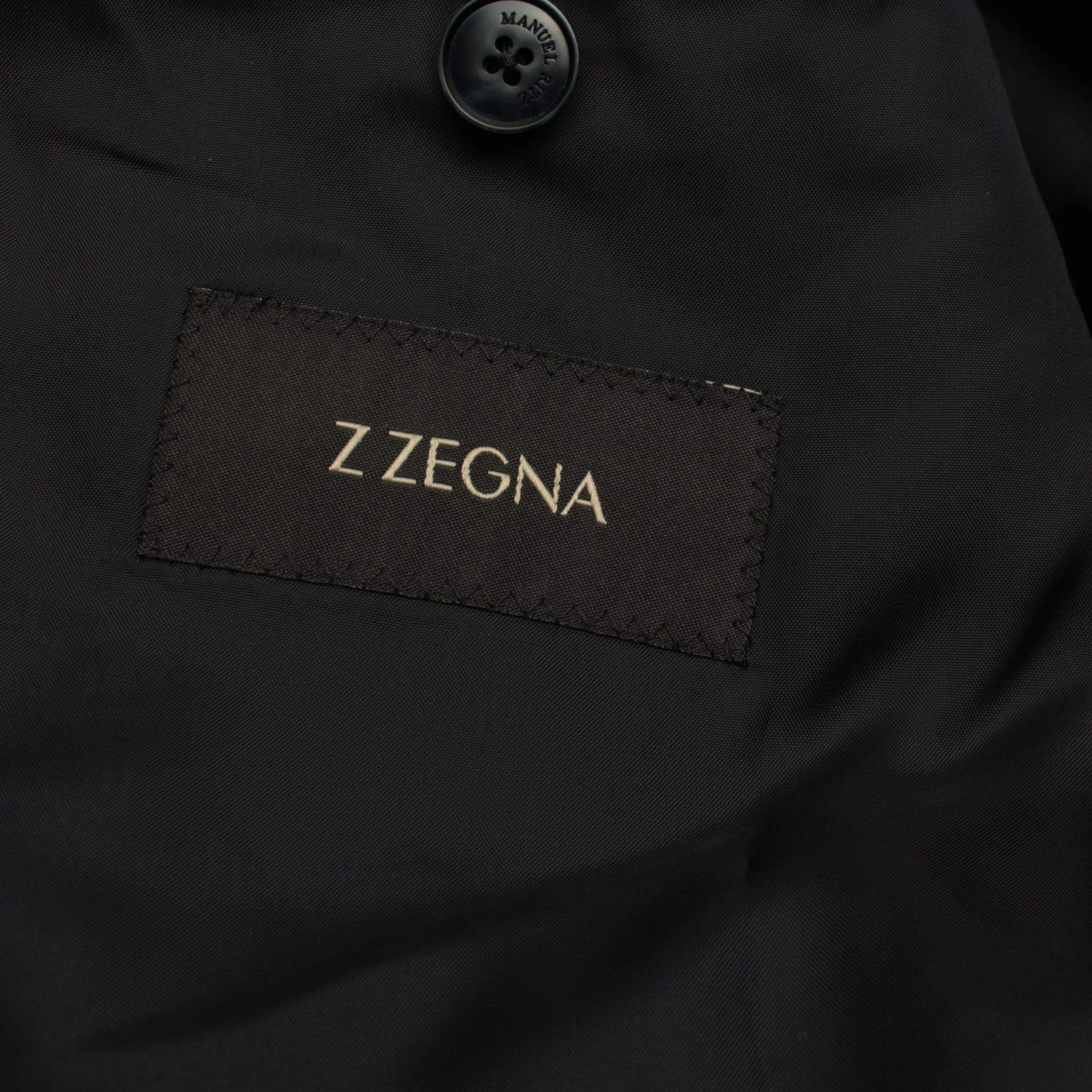 Zegna Suit Jacket in M-L in Blue