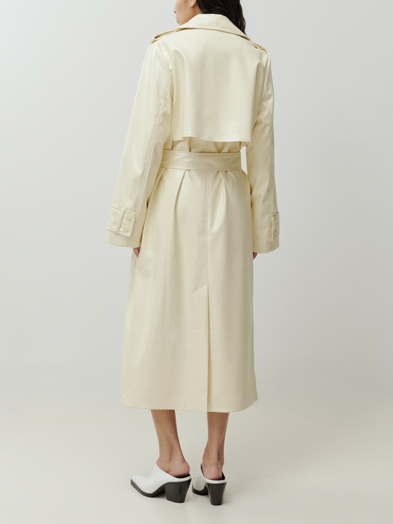 EDITED Producten Tussenmantel 'Baldo' Pasteelgeel